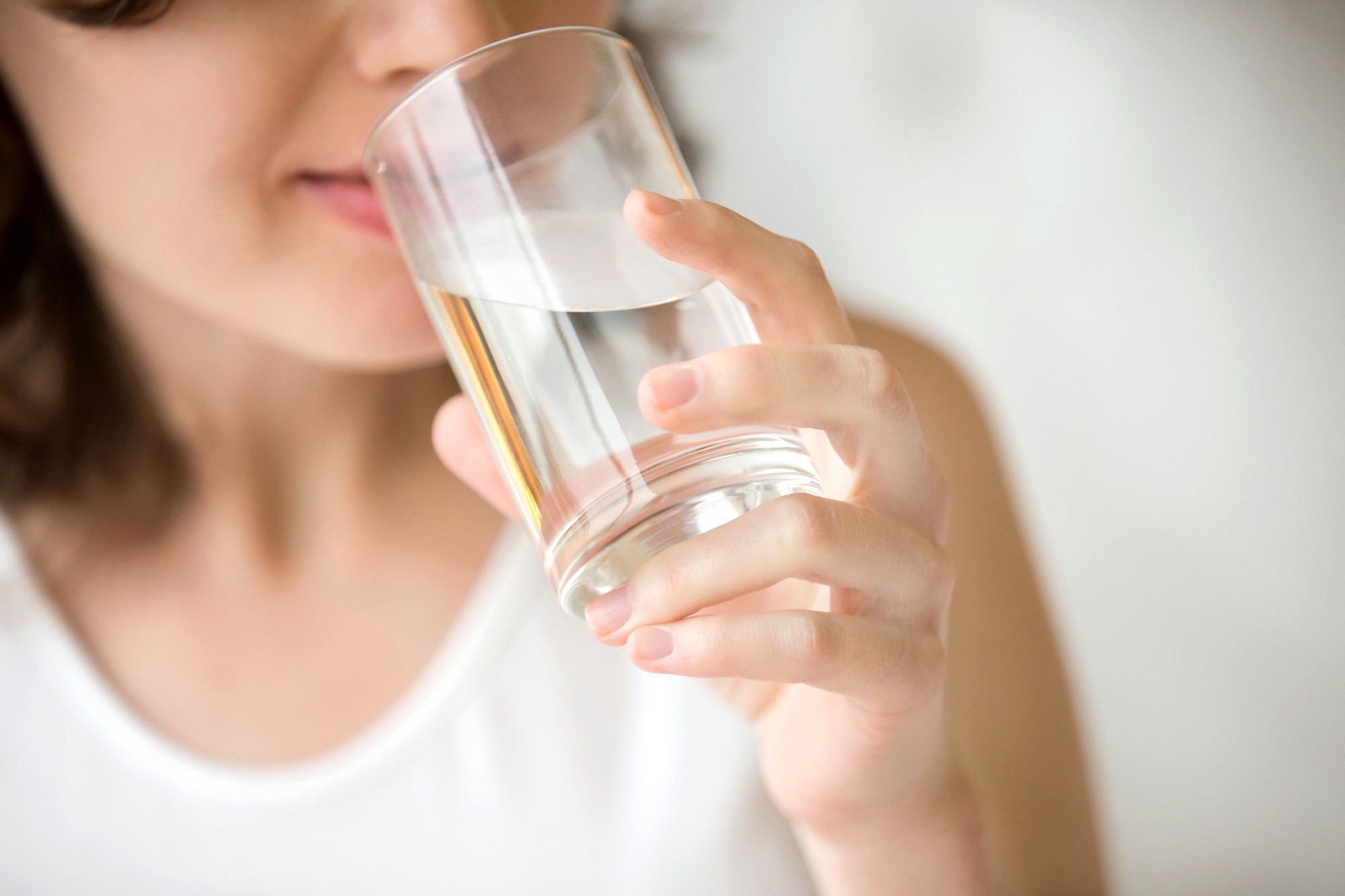 uống nhiều nước giúp giảm đường huyết tăng sau ăn 