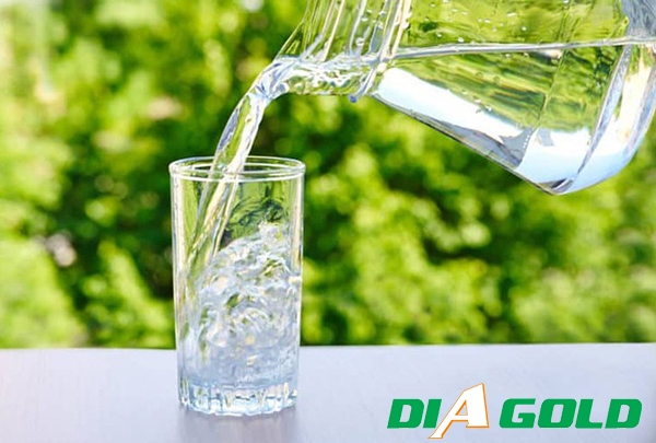 Uống nước giúp giảm đường huyết người tiểu đường